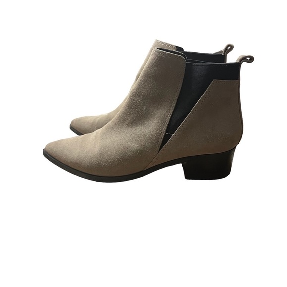 MARC FISHER Suede Western Yale Chelsea Boot in Camel Tan Size 8M - Picture 4 of 8